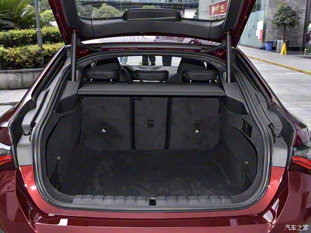 宝马(进口) 宝马4系 2021款 430i Gran Coupe M运动曜夜套装