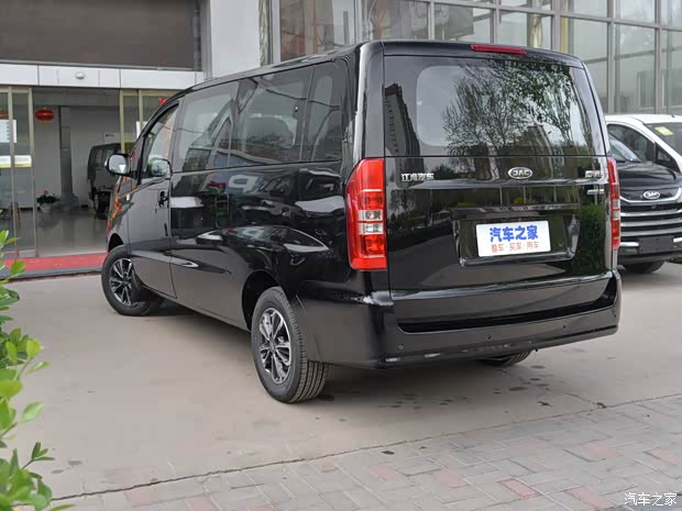 江淮汽车 瑞风M3 2019款 PLUS 宜家版 1.8L 豪华型 9座