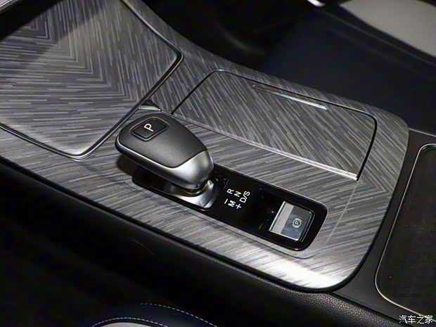 东风日产 启辰大V 2021款 260T 天王版