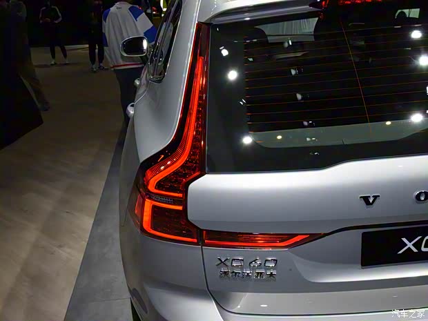 沃爾沃亞太 沃爾沃XC60 2022款 基本型低配