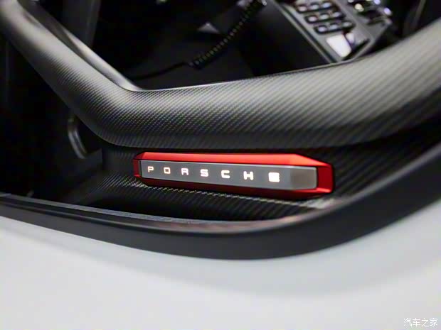 保時(shí)捷 Mission R 2021款 基本型