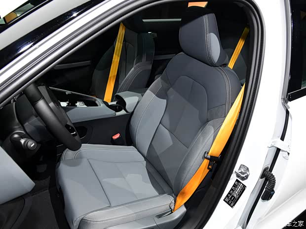 Polestar Polestar 2 2021款 雙電機(jī)長(zhǎng)續(xù)航