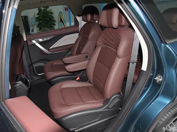 吉利汽车 嘉际 2022款 1.8TD DCT白金豪华型