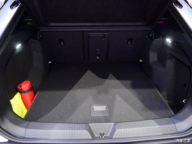 大眾(進(jìn)口) 大眾ID.4(海外) 2021款 GTX