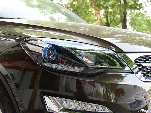 眾泰汽車 大邁X5 2017款 1.5T 手動尊貴型