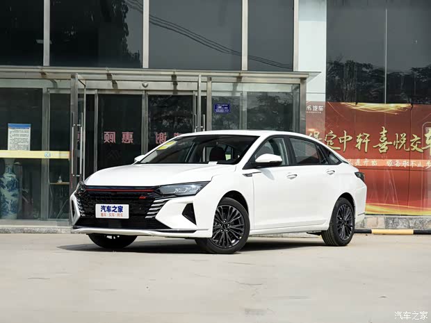 东风乘用车 奕炫MAX 2021款 1.5T 超燃酷爸版