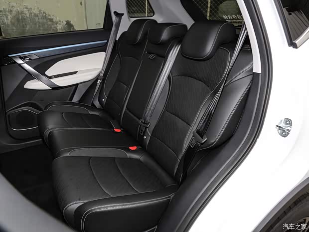 吉利汽车 博越 2022款 博越X 中配版