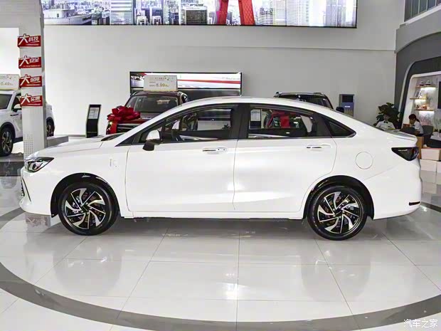 北京汽车 北京U5 PLUS 2021款 低配版