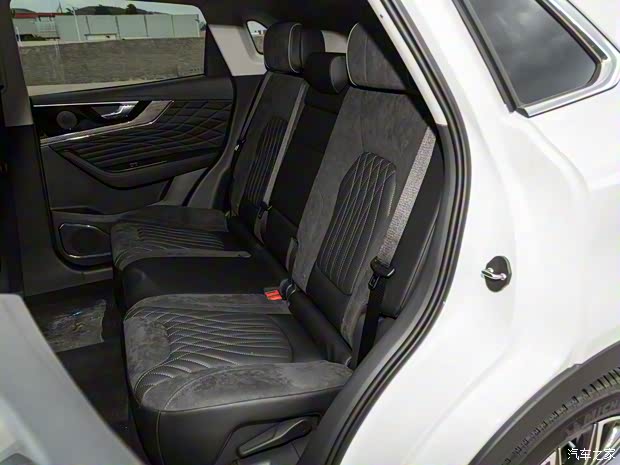 一汽红旗 红旗HS5 2022款 2.0T 智联旗领版