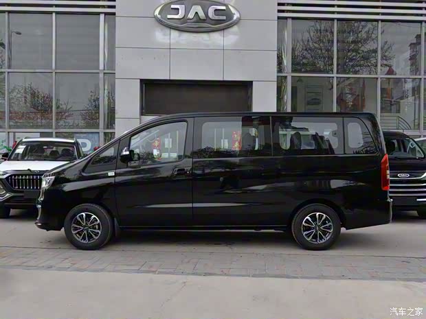 江淮汽车 瑞风M3 2019款 PLUS 宜家版 1.8L 豪华型 9座