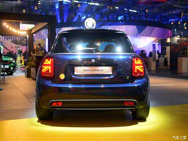 MINI MINI新能源 2022款 COOPER SE 歐洲版