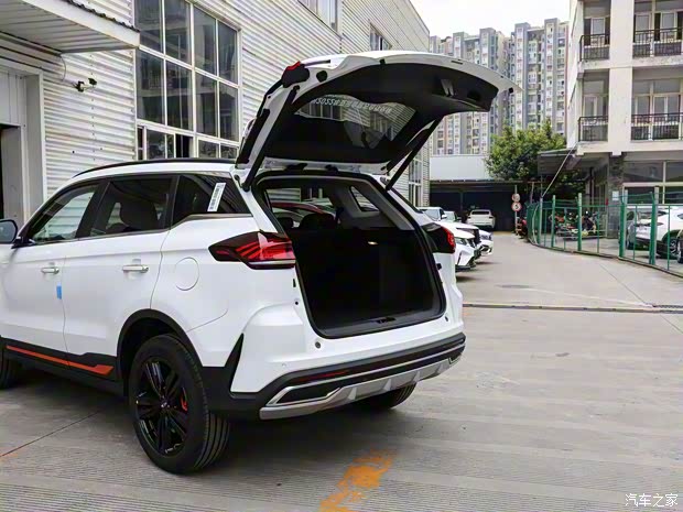 吉利汽车 博越 2022款 博越X 中配版