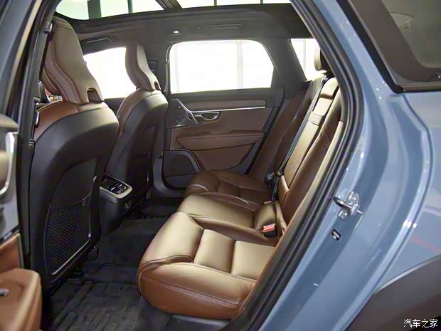 沃尔沃(进口) 沃尔沃V90 2022款 Cross Country B5 AWD 智尊版