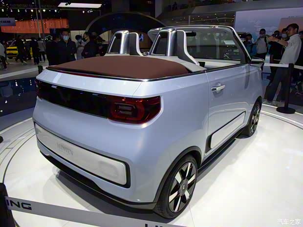 上汽通用五菱 宏光MINIEV 2021款 CABRIO 基本型