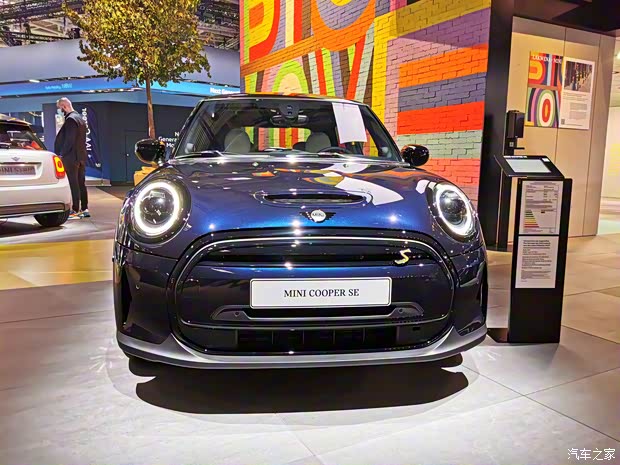 MINI MINI新能源 2022款 COOPER SE 歐洲版