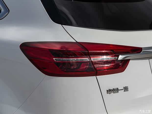 一汽红旗 红旗HS5 2022款 2.0T 智联旗领版