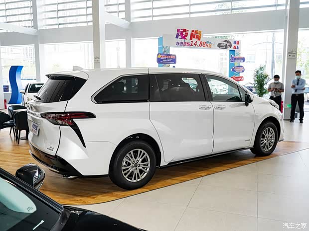 广汽丰田 赛那SIENNA 2021款 2.5L混动 豪华版 广汽丰田 赛那SIENNA 2021款 2.5L混动 豪华版