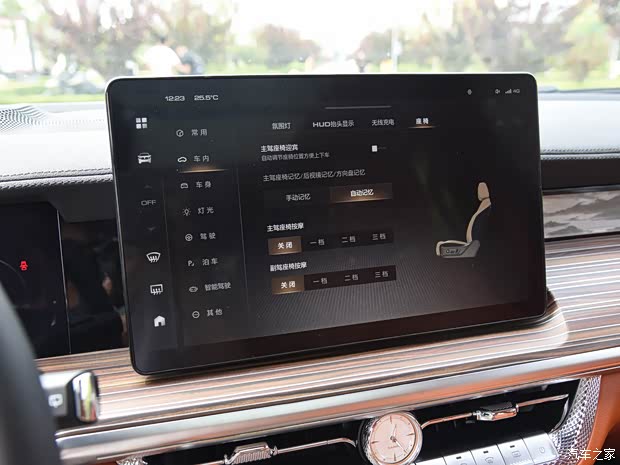 長城汽車 坦克500 2021款 豪華型