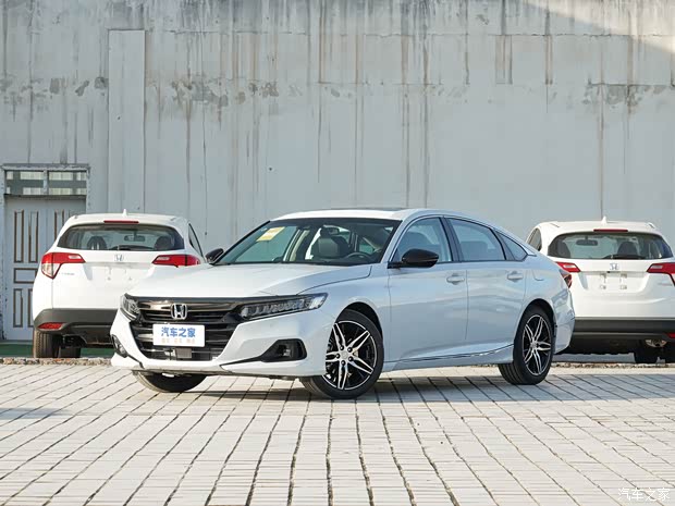 广汽本田 雅阁 2022款 260TURBO 幻夜·尊贵版 广汽本田 雅阁 2022款 260TURBO 幻夜·尊贵版