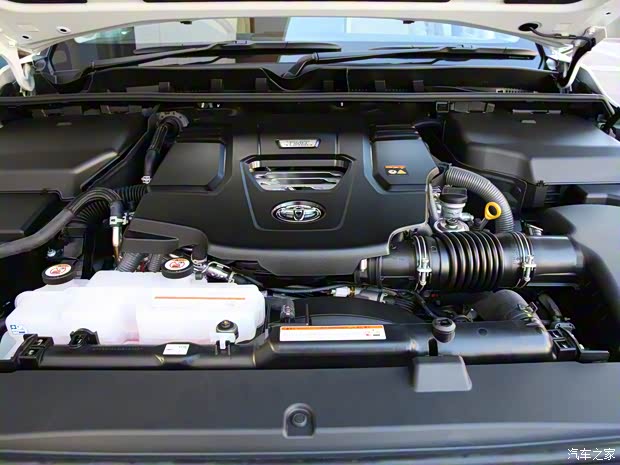 豐田(進(jìn)口) 蘭德酷路澤(進(jìn)口) 2022款 ZX 日本版