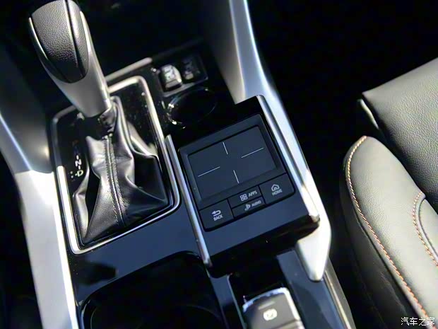 三菱(进口) Eclipse Cross 2017款 基本型 三菱(进口) Eclipse Cross 2017款 基本型