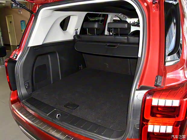 广汽乘用车 传祺GS7 2017款 高配版 广汽乘用车 传祺GS7 2017款 高配版