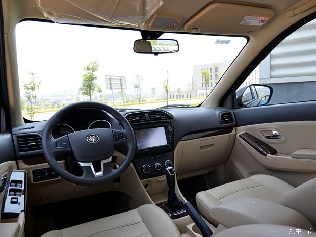 福汽新龍馬 啟騰EX80 2015款 1.5L 豪華型 福汽新龍馬 啟騰EX80 2015款 1.5L 豪華型