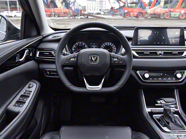长安汽车 锐程CC 2022款 1.5T 自动豪华型