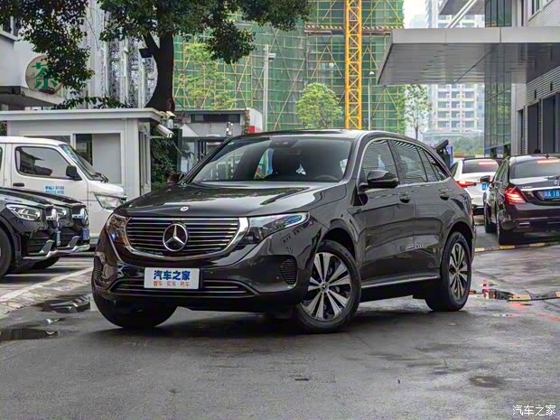 北京奔驰 奔驰EQC 2021款 EQC 350 4MATIC 北京奔驰 奔驰EQC 2021款 EQC 350 4MATIC