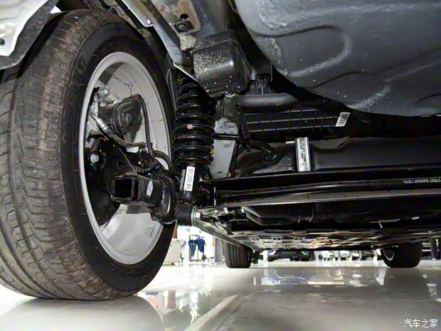 吉利汽车 帝豪新能源 2018款 三厢 1.5L PHEV 精英型