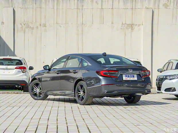 广汽本田 雅阁 2022款 锐·混动 2.0L 幻夜版