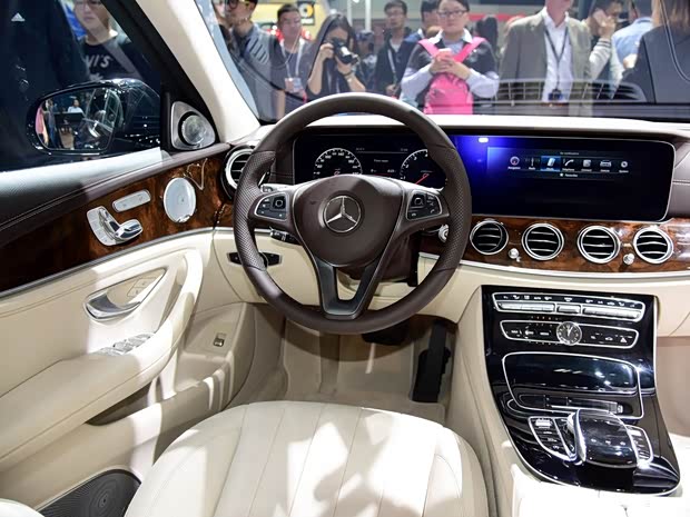 北京奔馳 奔馳E級(jí) 2016款 E 320 L 4MATIC