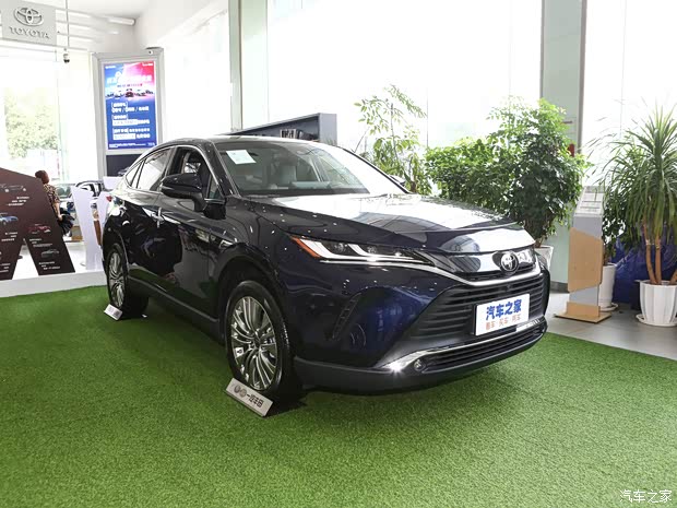 一汽丰田 凌放HARRIER 2022款 2.0L CVT两驱基本型