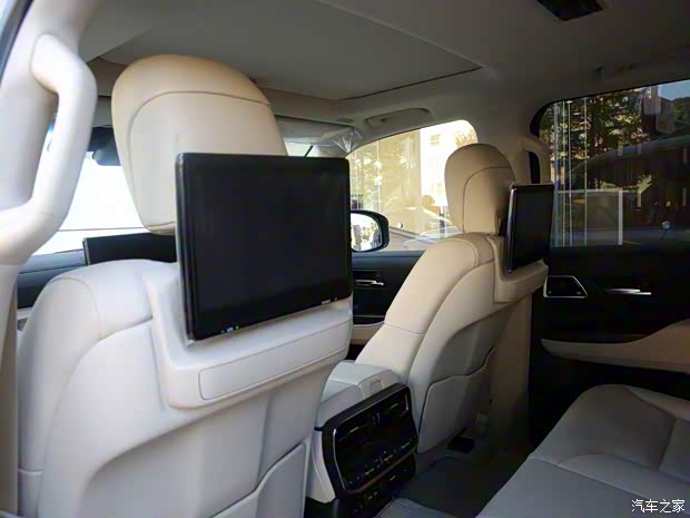 豐田(進(jìn)口) 蘭德酷路澤(進(jìn)口) 2022款 ZX 日本版