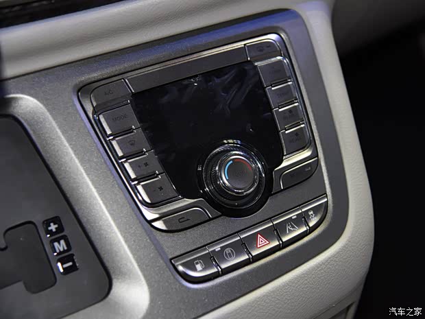 上汽商用車 上汽大通G10 2016款 2.0T 自動(dòng)旗艦版