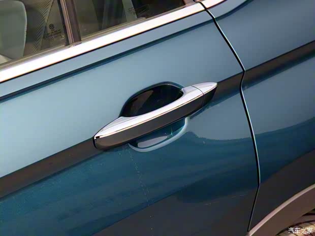 上汽大众 途观L 2022款 380TSI 自动四驱基本型