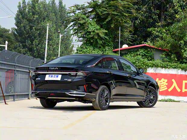 东风乘用车 奕炫MAX 2021款 1.5T 超炫潮爸版