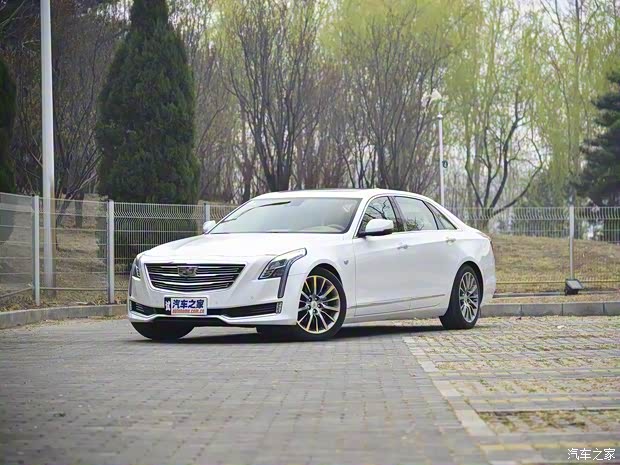 上汽通用凱迪拉克 凱迪拉克CT6 2016款 40T 鉑金版