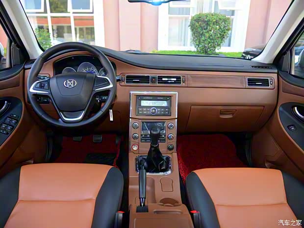 江鈴集團(tuán)輕汽 騏鈴T5 2016款 2.8T兩驅(qū)尊貴型加長軸距JE493ZLQ4CB