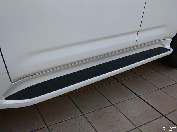 豐田(進(jìn)口) 蘭德酷路澤(進(jìn)口) 2022款 ZX 日本版