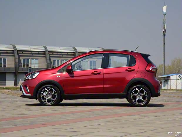 吉利汽车 远景X1 2017款 1.3L 自动玩家版 吉利汽车 远景X1 2017款 1.3L 自动玩家版