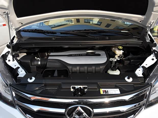 上汽大通 上汽大通G10 2016款 2.0T 自动精英版 上汽大通 上汽大通G10 2016款 2.0T 自动精英版