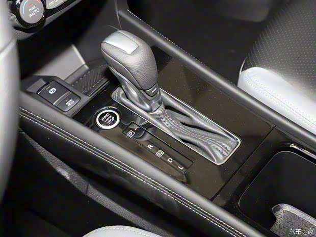 東風日產(chǎn) 勁客 2022款 1.5L CVT高配版