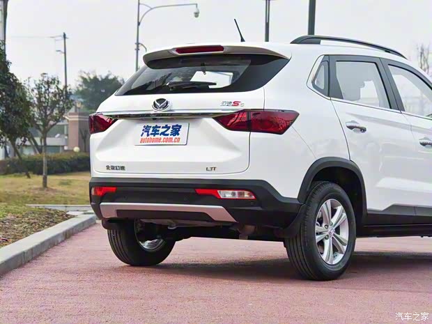 北汽银翔 北汽幻速S5 2017款 1.3T 手动尊贵型