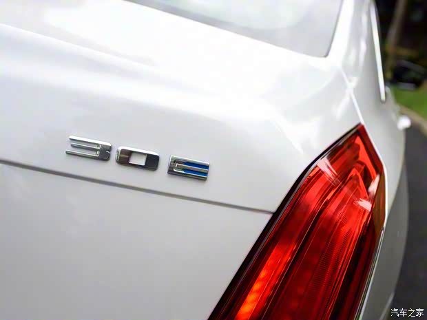 上汽通用凯迪拉克 凯迪拉克CT6 PLUG-IN 2017款 30E 领先型 上汽通用凯迪拉克 凯迪拉克CT6 PLUG-IN 2017款 30E 领先型