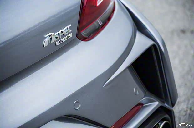 大众(进口) 尚酷 2015款 R 2.0TSI 大众(进口) 尚酷 2015款 R 2.0TSI