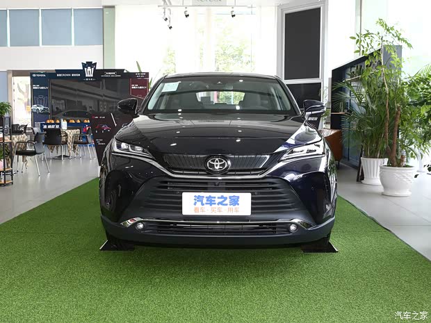 一汽丰田 凌放HARRIER 2022款 2.0L CVT两驱基本型
