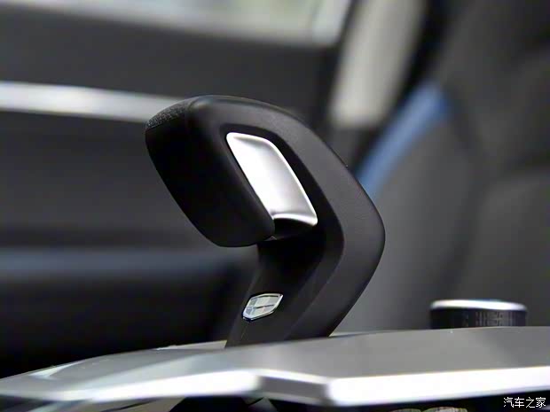 吉利汽车 帝豪新能源 2018款 三厢 1.5L PHEV 精英型