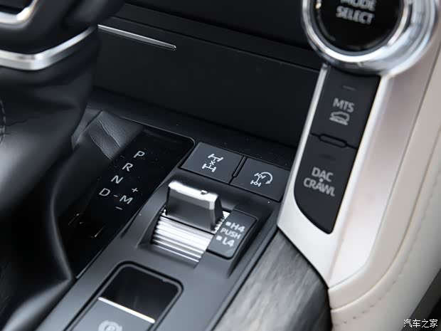 豐田(進(jìn)口) 蘭德酷路澤(進(jìn)口) 2022款 ZX 日本版