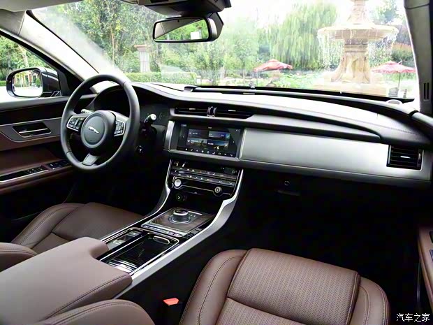 奇瑞捷豹路虎 捷豹XFL 2016款 XFL 2.0T 240PS 奢華版